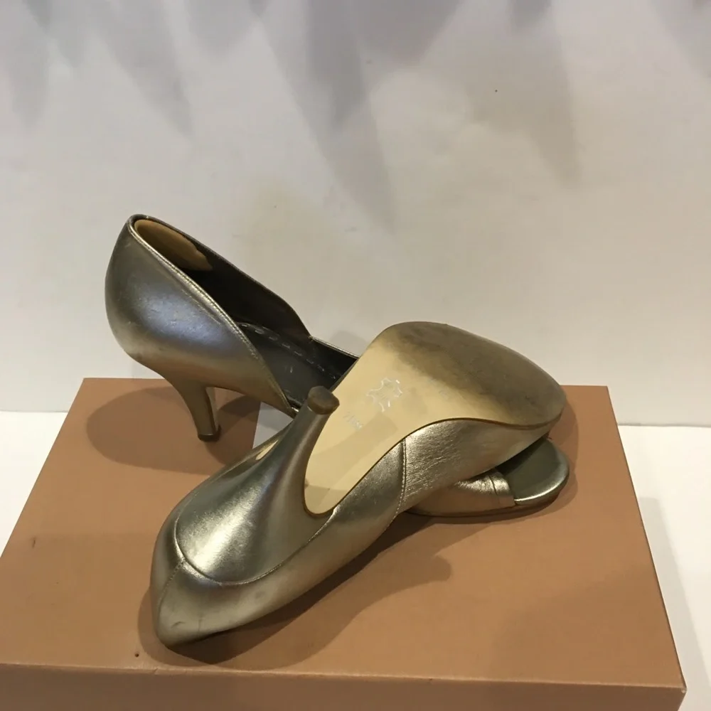 Like New Gianni Bini open toe 3